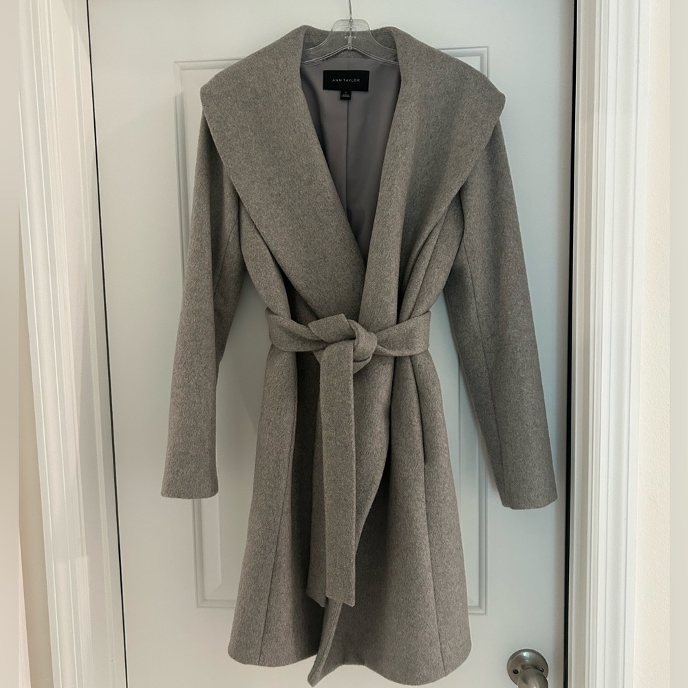 Ann Taylor Classic Gray Trench Coat